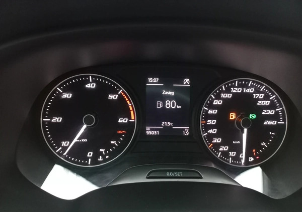 Seat Leon cena 64700 przebieg: 95765, rok produkcji 2015 z Włoszczowa małe 742